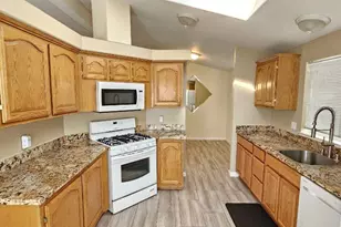 165 Blossom Hill Rd 14, San Jose, CA 95123 - Photo 6