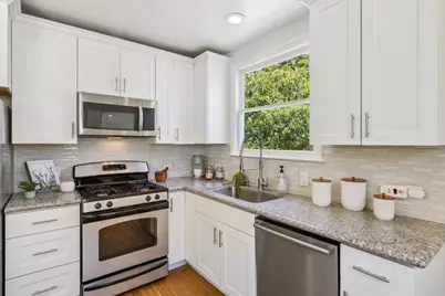 905 Rose Ct, Burlingame, CA 94010 - Photo 12