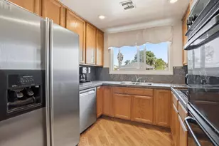 439 Wisteria Dr, East Palo Alto, CA 94303 - Photo 14