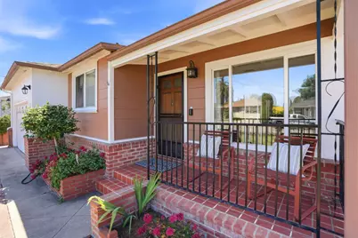 439 Wisteria Dr, East Palo Alto, CA 94303 - Photo 8