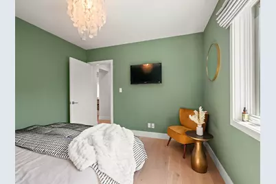 1361 Vancouver Ave, Burlingame, CA 94010 - Photo 30
