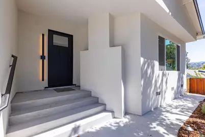 2521 Carmelita Ave, Belmont, CA 94002 - Photo 2