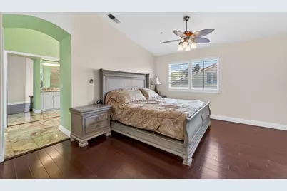 34237 Torrey Pine Ln, Union City, CA 94587 - Photo 4