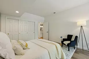 1741 Parkview Green Cir, San Jose, CA 95131 - Photo 32
