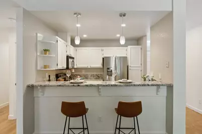 1741 Parkview Green Cir, San Jose, CA 95131 - Photo 14