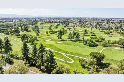 1741 Parkview Green Cir, San Jose, CA 95131 - Photo 82