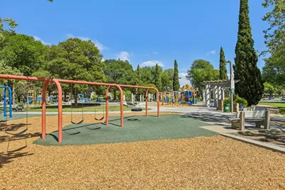 1741 Parkview Green Cir, San Jose, CA 95131 - Photo 78
