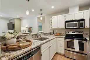 1741 Parkview Green Cir, San Jose, CA 95131 - Photo 10