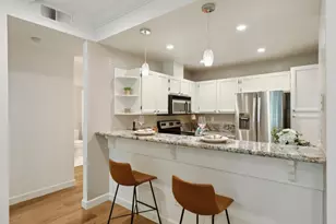 1741 Parkview Green Cir, San Jose, CA 95131 - Photo 16