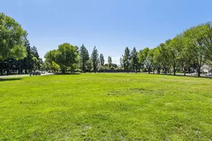 1741 Parkview Green Cir, San Jose, CA 95131 - Photo 80