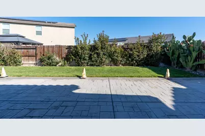 664 Amabile Dr, Los Banos, CA 93635 - Photo 42
