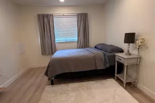 1215 Permata Ct, San Jose, CA 95116 - Photo 12