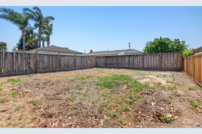 745 N 21st St, San Jose, CA 95112 - Photo 14