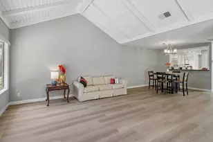 6139 Montgomery Pl, San Jose, CA 95135 - Photo 4