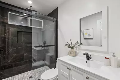 774 7th Ave, Redwood City, CA 94063 - Photo 16