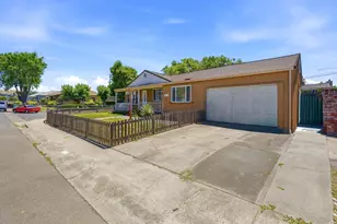 2115 Teakwood St, Vallejo, CA 94591 - Photo 2