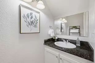 302 Creekside Village Dr, Los Gatos, CA 95032 - Photo 16