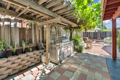 2876 White Acres Dr, San Jose, CA 95148 - Photo 18