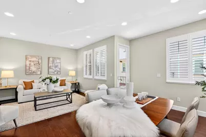 535 Holthouse Ter, Sunnyvale, CA 94087 - Photo 4