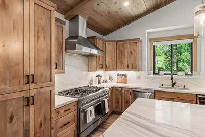 2366 Highlands Dr, South Lake Tahoe, CA 96150 - Photo 46