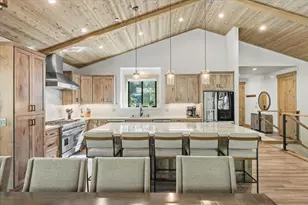 2366 Highlands Dr, South Lake Tahoe, CA 96150 - Photo 14