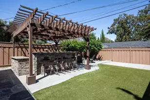 111 F St, Redwood City, CA 94063 - Photo 32