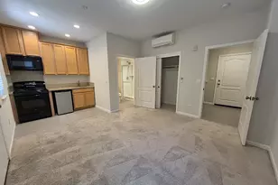 97 Montecito Vista Dr 8, San Jose, CA 95111 - Photo 6