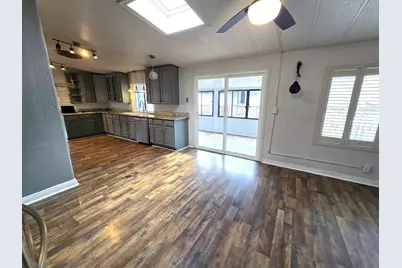 1360 Buckingham Way 1360, Hayward, CA 94544 - Photo 10