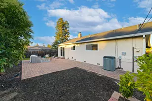 1307 Centennial Ct, San Jose, CA 95129 - Photo 28