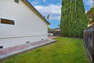 1307 Centennial Ct, San Jose, CA 95129 - Photo 26