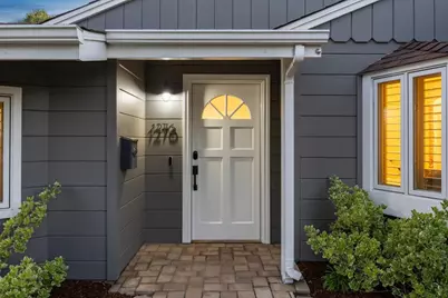 1276 Connecticut Dr, Redwood City, CA 94061 - Photo 2