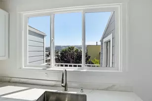 291 Raymond Ave, San Francisco, CA 94134 - Photo 10