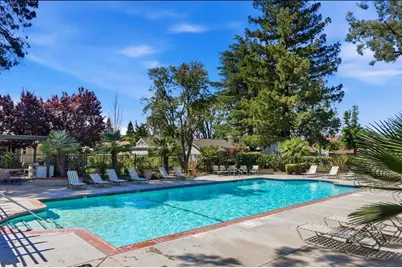 1324 Star Bush Ln, San Jose, CA 95118 - Photo 38