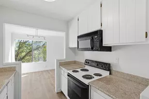 3358 La Mesa Dr 7, San Carlos, CA 94070 - Photo 8