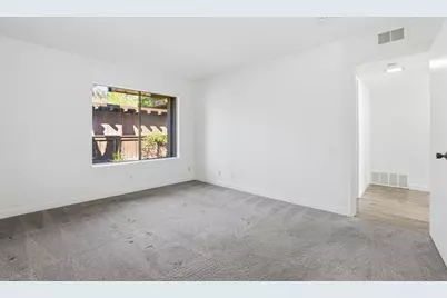 3358 La Mesa Dr 7, San Carlos, CA 94070 - Photo 20