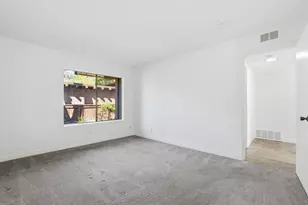 3358 La Mesa Dr 7, San Carlos, CA 94070 - Photo 20