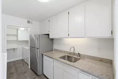 3358 La Mesa Dr 7, San Carlos, CA 94070 - Photo 10
