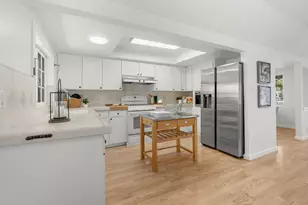 1131 Shamrock Dr, Campbell, CA 95008 - Photo 18
