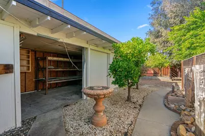1131 Shamrock Dr, Campbell, CA 95008 - Photo 48