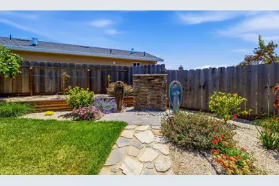 12918 Kennedy Cir, Salinas, CA 93906 - Photo 18