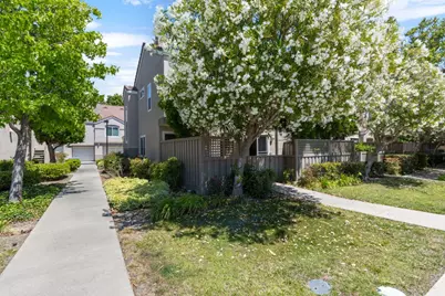 139 Griglio Dr, San Jose, CA 95134 - Photo 6