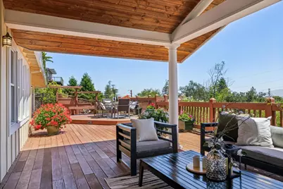 20995 Canyon View Dr, Saratoga, CA 95070 - Photo 28