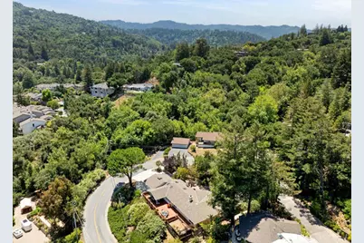 20995 Canyon View Dr, Saratoga, CA 95070 - Photo 40