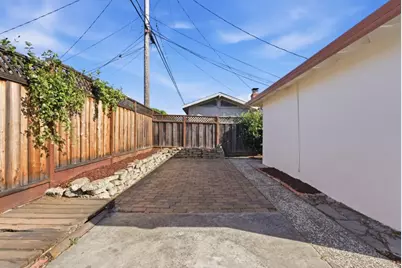 5254 Dellwood Way, San Jose, CA 95118 - Photo 30