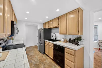 2559 Alveswood Cir, San Jose, CA 95131 - Photo 8