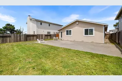 654 Imperial Dr, Pacifica, CA 94044 - Photo 32