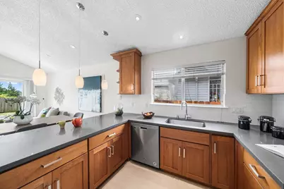 654 Imperial Dr, Pacifica, CA 94044 - Photo 8