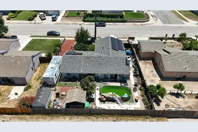 45201 Crown Ave, King City, CA 93930 - Photo 4