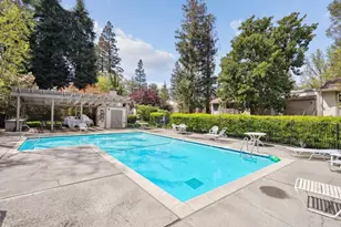 19546 Vineyard Ln, Saratoga, CA 95070 - Photo 22