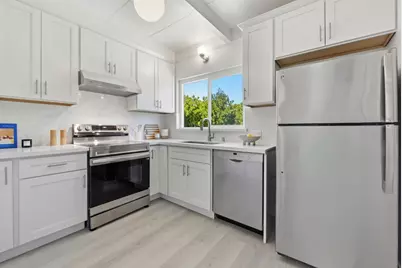 3909 Middlefield Rd E, Palo Alto, CA 94303 - Photo 4